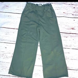 Abercrombie and Fitch SoftAF Wide Leg High Waist Crop Sweatpants